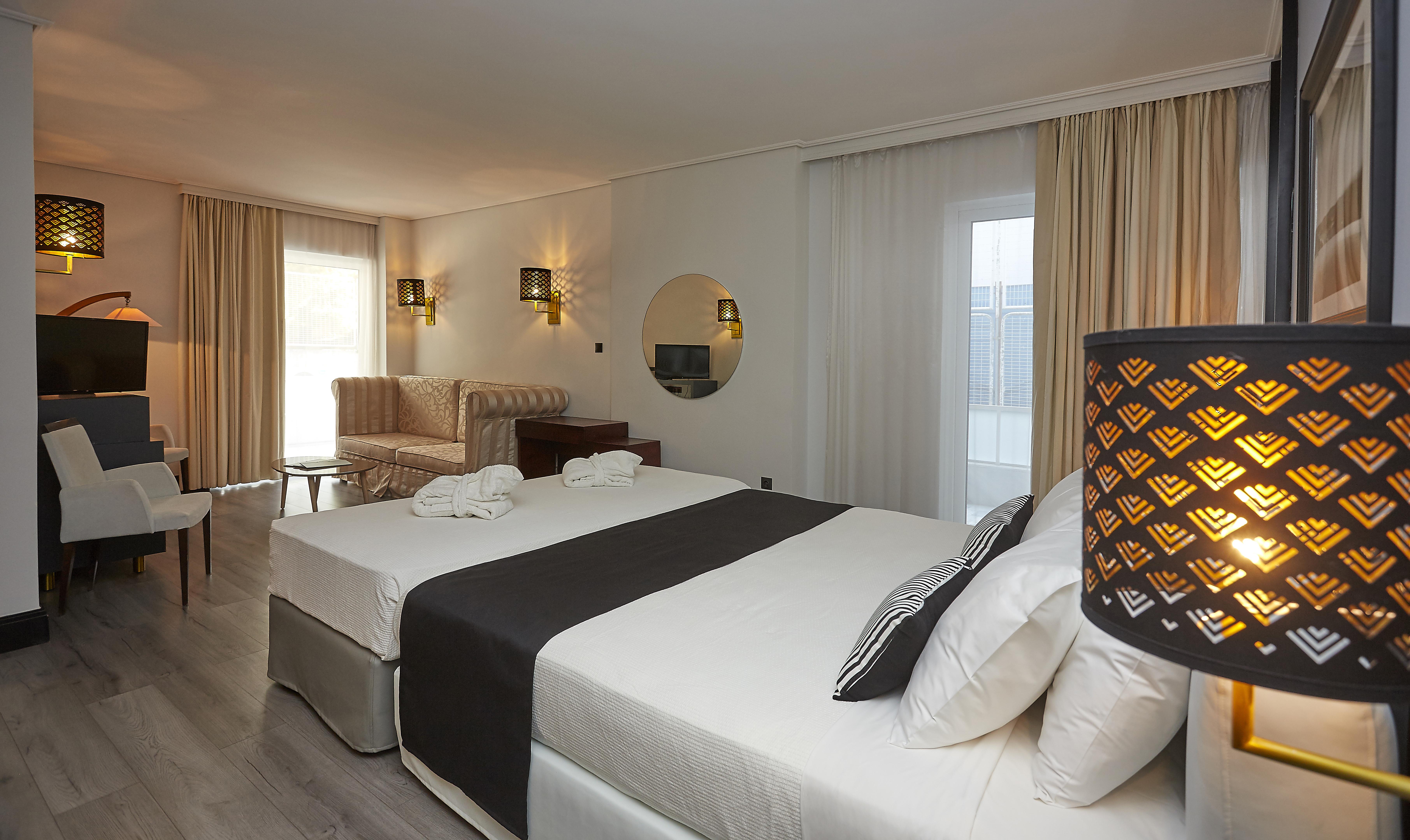 Athenian Riviera Hotel& Suites Exterior foto